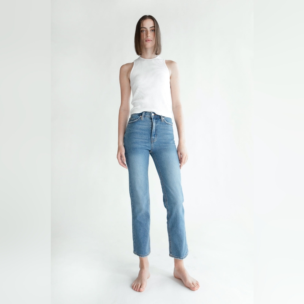 OAK + FORT Essential Straight Leg High Rise Jeans
